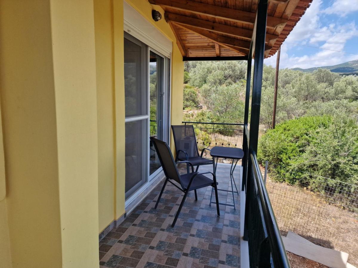 Grieks Vakantiehuis To Kalokairi Kougaíika Dış mekan fotoğraf