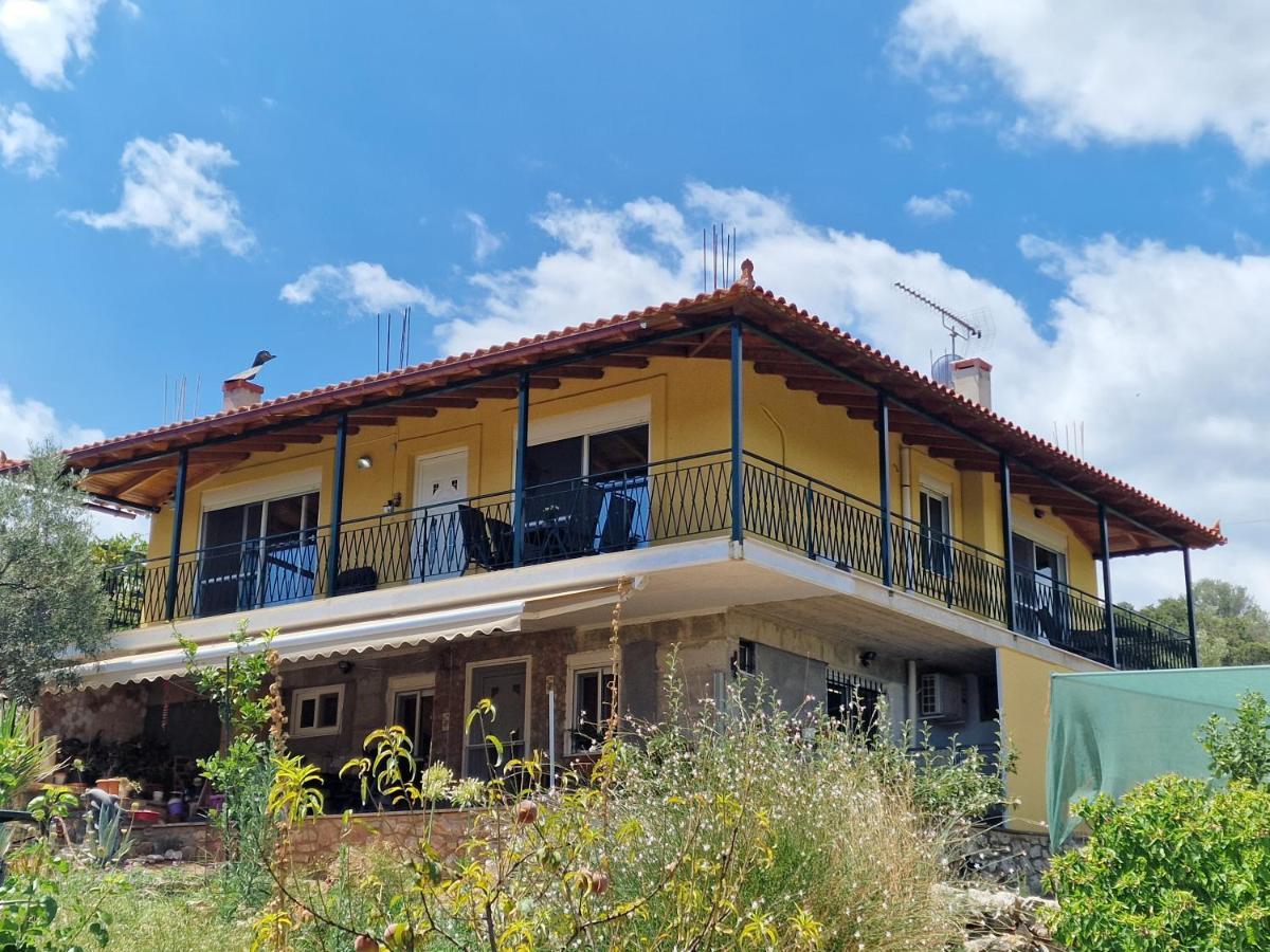 Grieks Vakantiehuis To Kalokairi Kougaíika Dış mekan fotoğraf